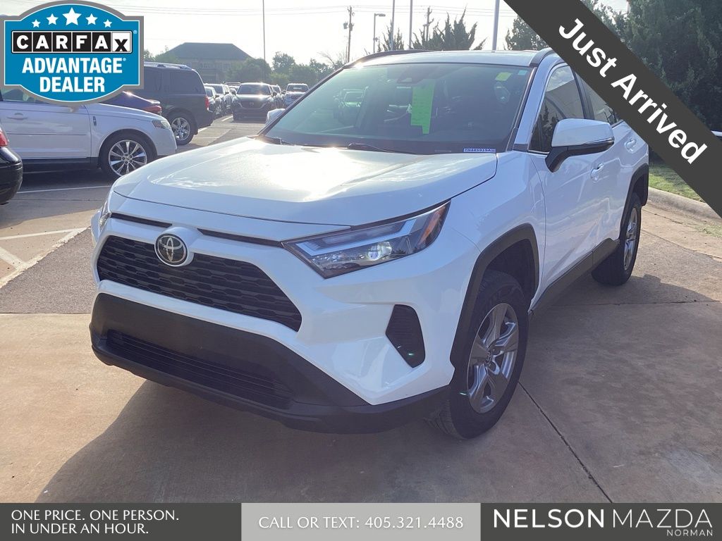 2024 Toyota RAV4 XLE