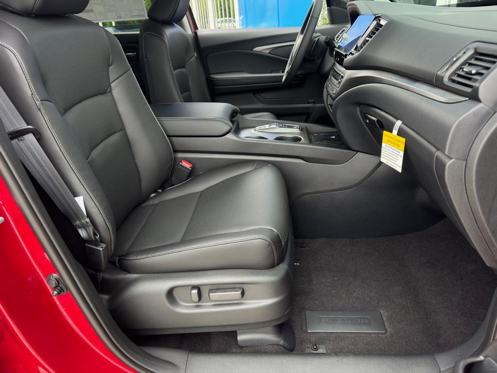 2026 Honda Ridgeline RTL Red at Community Honda