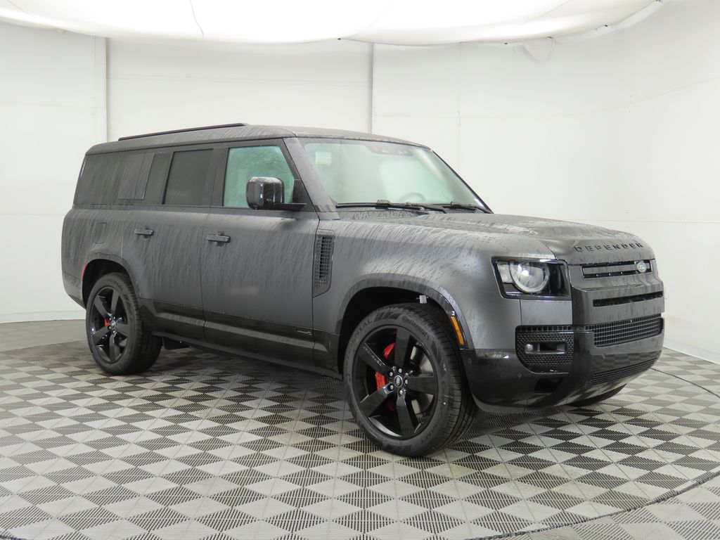 2025 Land Rover Defender 130 3