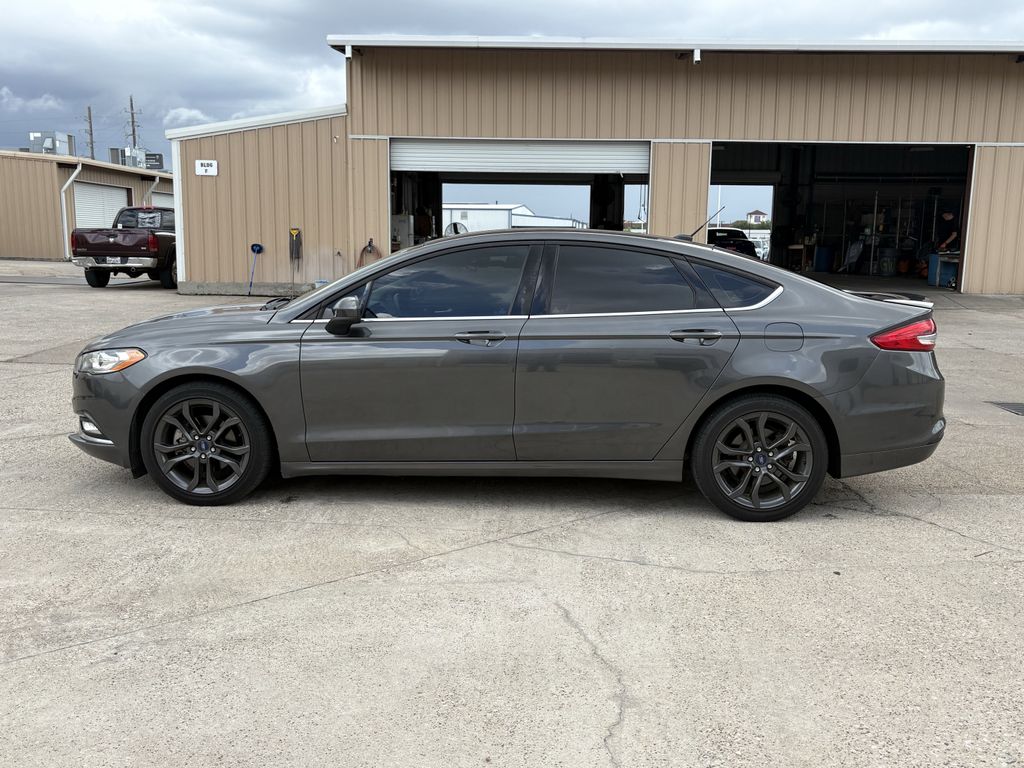 2018 Ford Fusion SE Gray at Community Honda