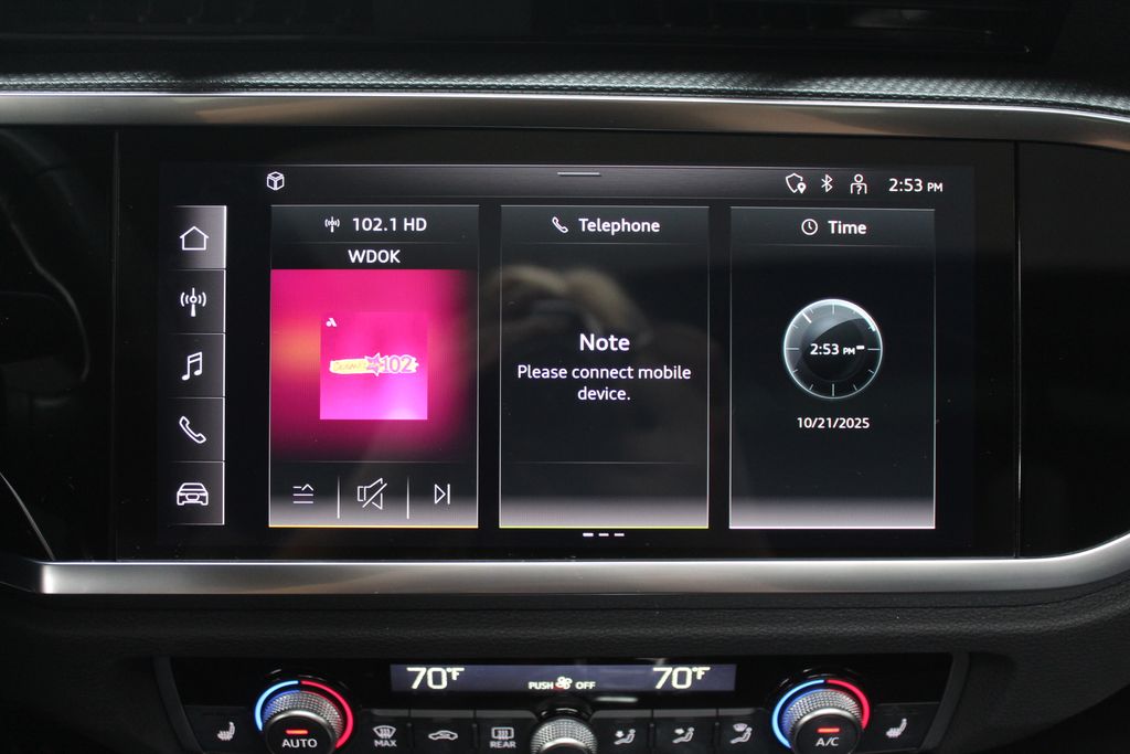 Thumbnail: 2023 Audi Q3 - 17