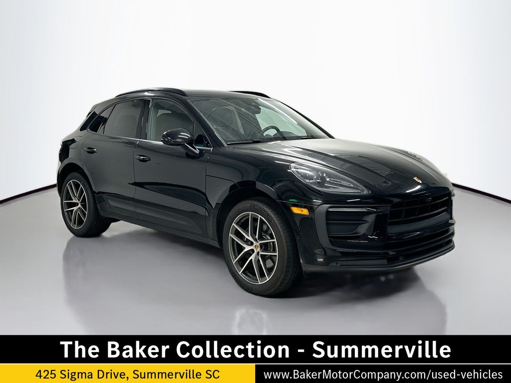 Black 2022 Porsche Macan SUV / Crossover All-Wheel Drive 7-Speed Automatic