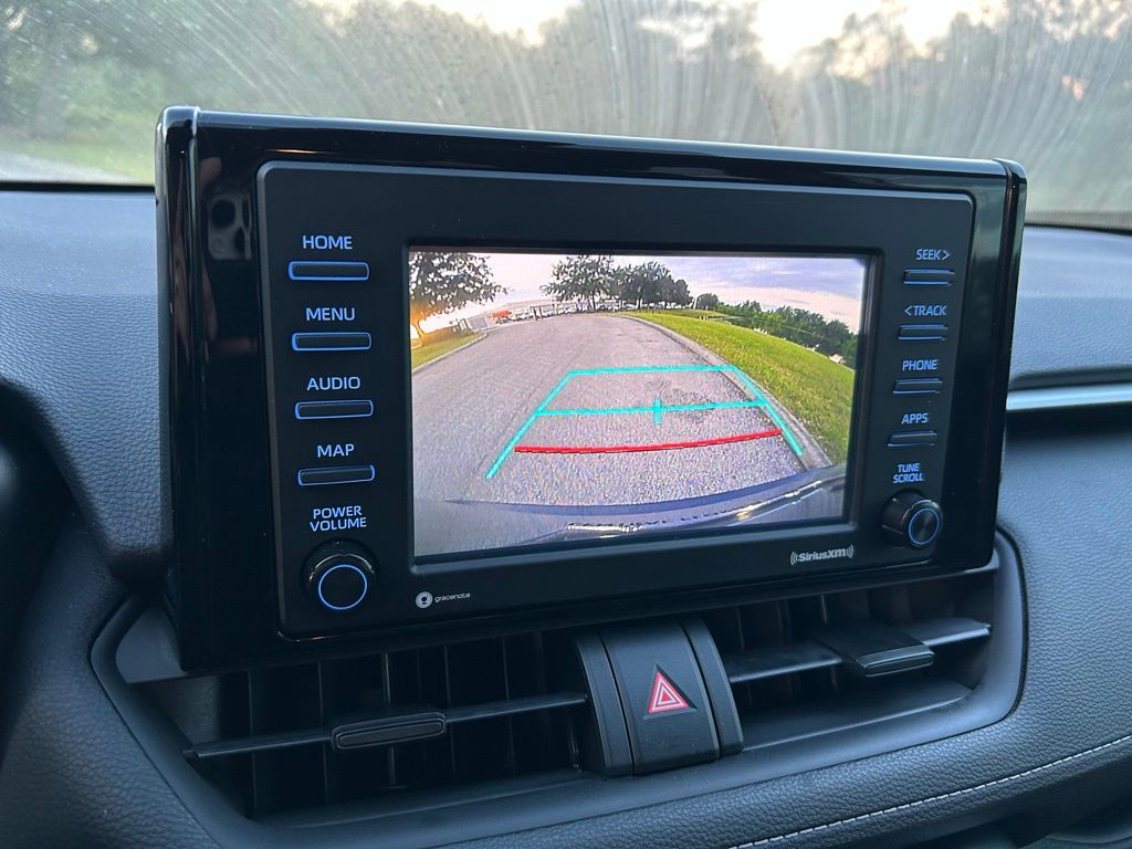 Thumbnail: 2020 Toyota RAV4 - 25