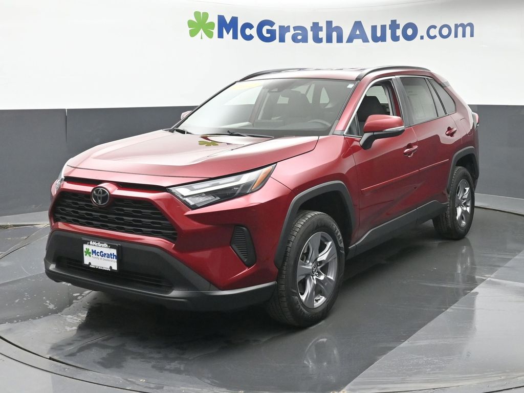 Used 2022 Red Toyota XLE image 17