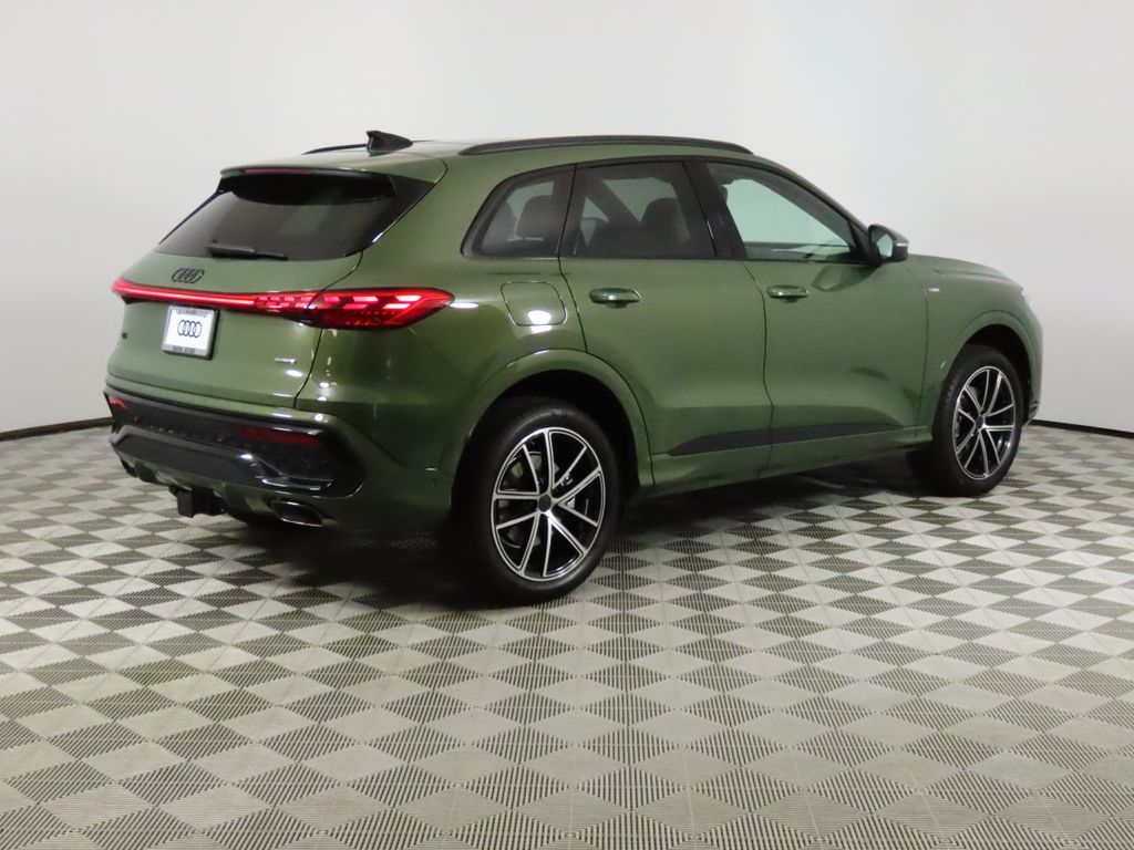 Thumbnail: 2026 Audi Q5 - 5
