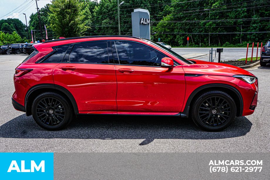 Used 2025 Red INFINITI SPORT image 9