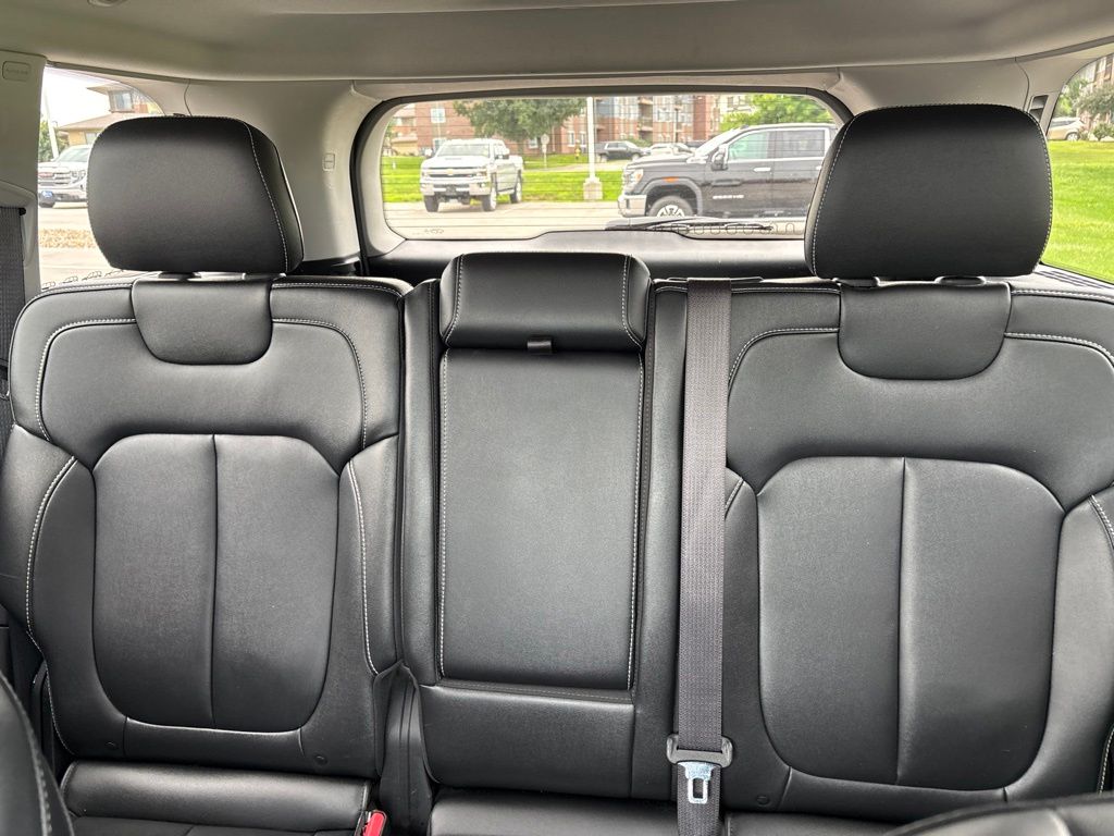 Used 2024 Jeep Grand Cherokee SUV