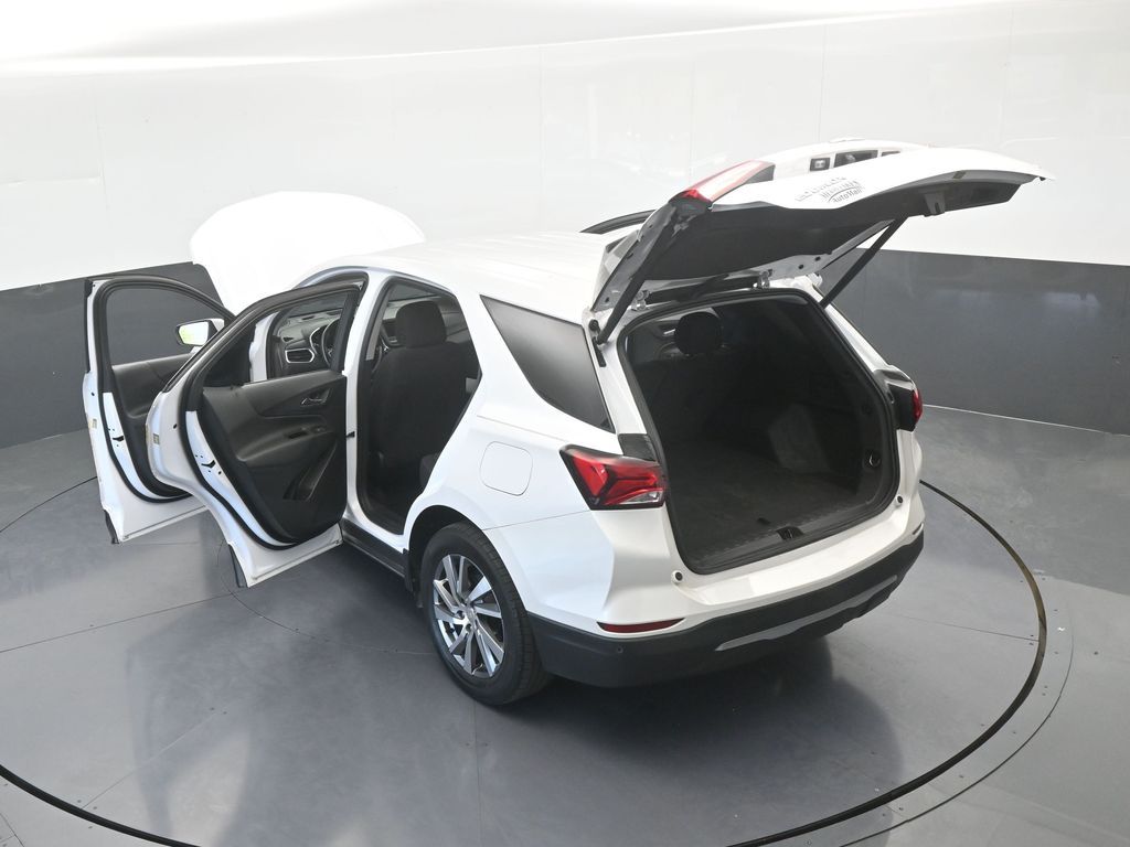 Used 2022 Iridescent Pearl Tricoat Chevrolet LT image 68