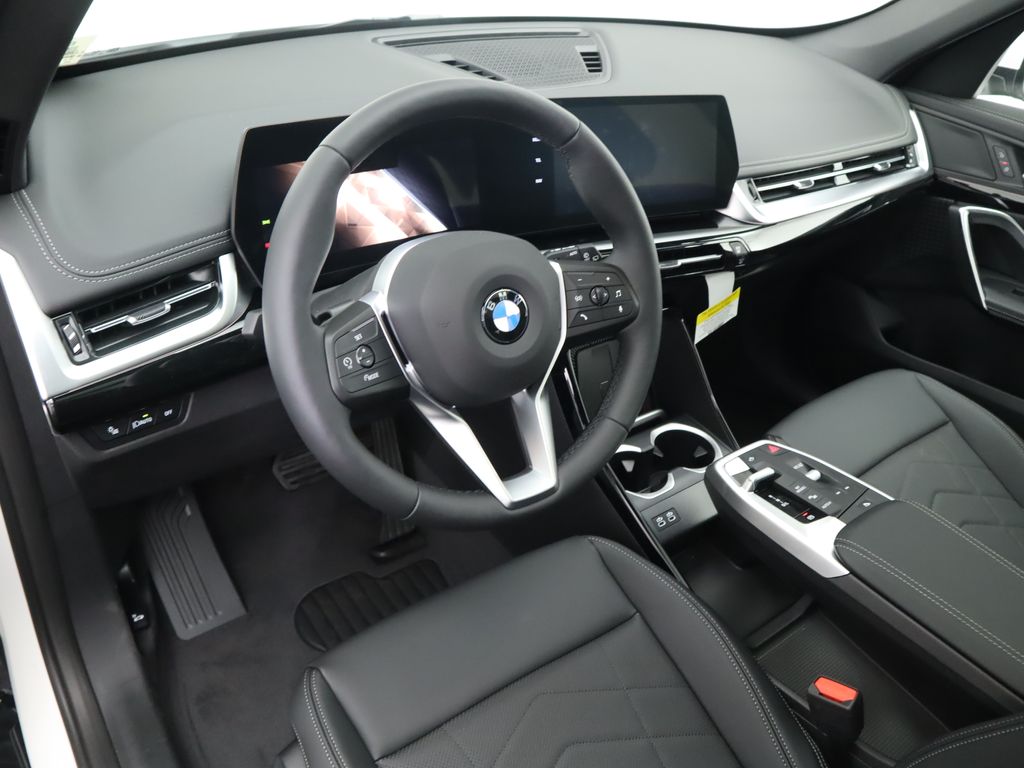 Thumbnail: 2025 BMW X1 - 9