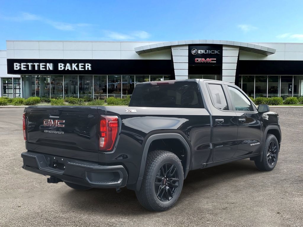 2023 GMC Sierra 1500 Pro 4