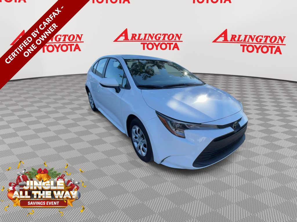 Used 2025 Toyota Corolla LE with VIN 5YFB4MDE2SP233400 for sale in Northfield, Minnesota