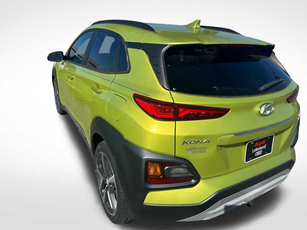 Used 2020 Green Hyundai Limited image 4