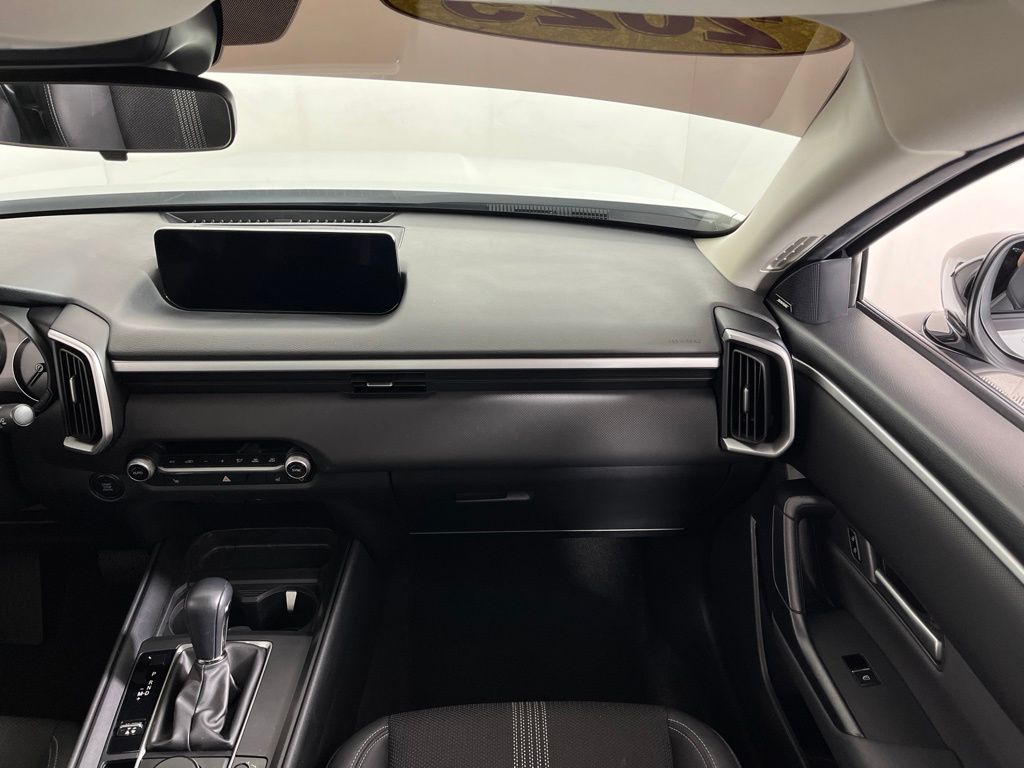 Thumbnail: 2025 Mazda CX-50 - 22