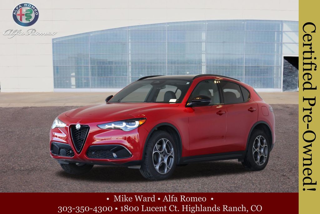 2025 Alfa Romeo Stelvio AWD