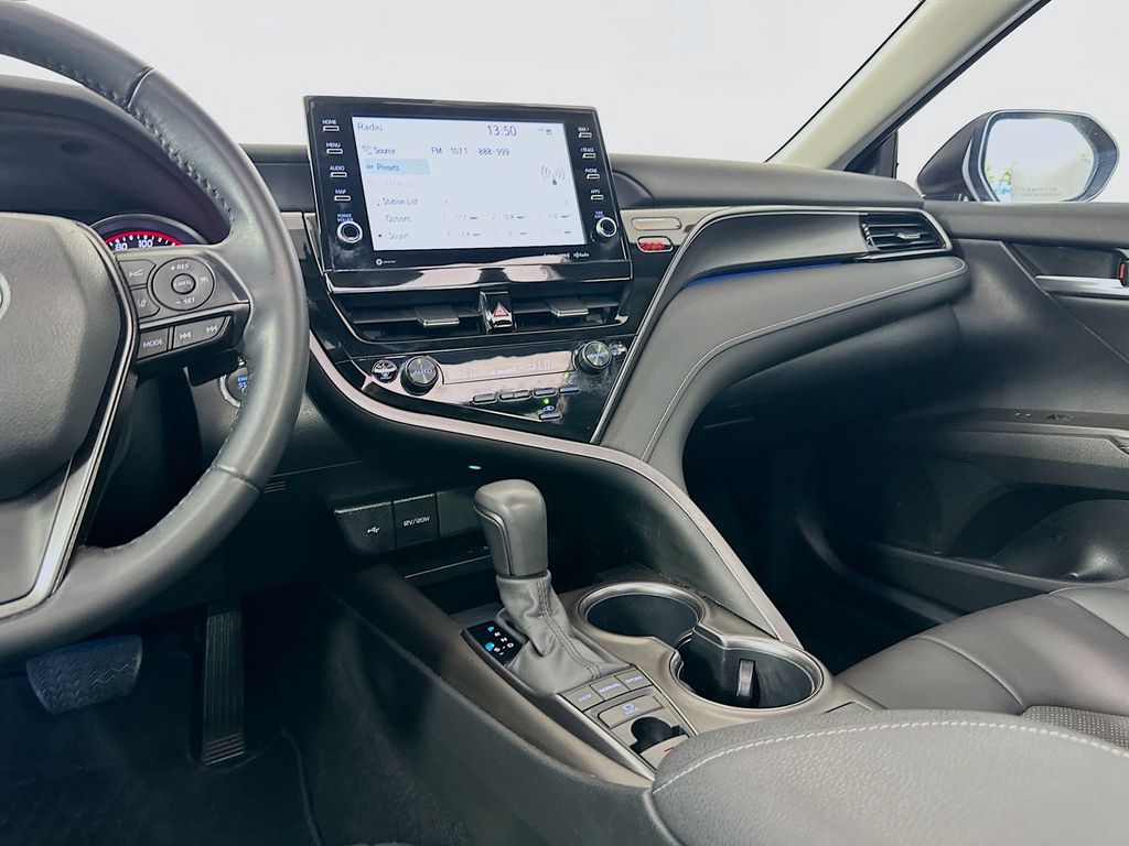 Thumbnail: 2023 Toyota Camry - 22