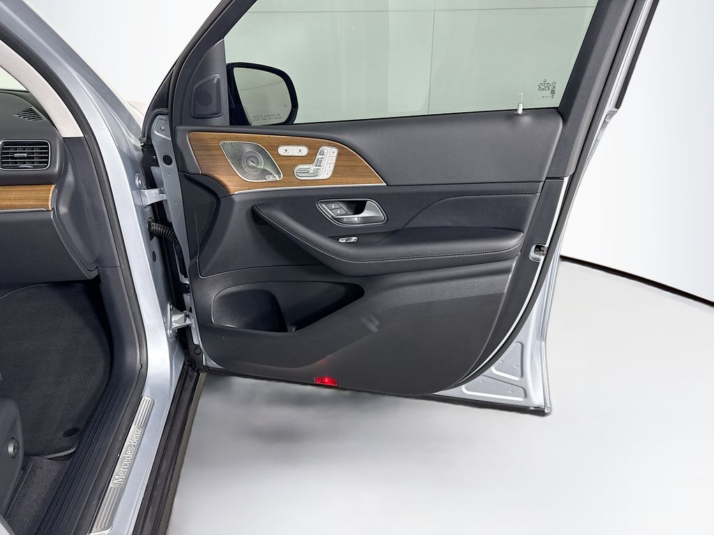 Thumbnail: 2024 Mercedes-Benz GLE - 26