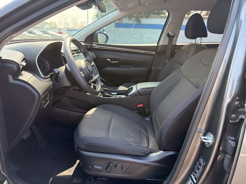 Thumbnail: 2022 Hyundai Tucson - 16