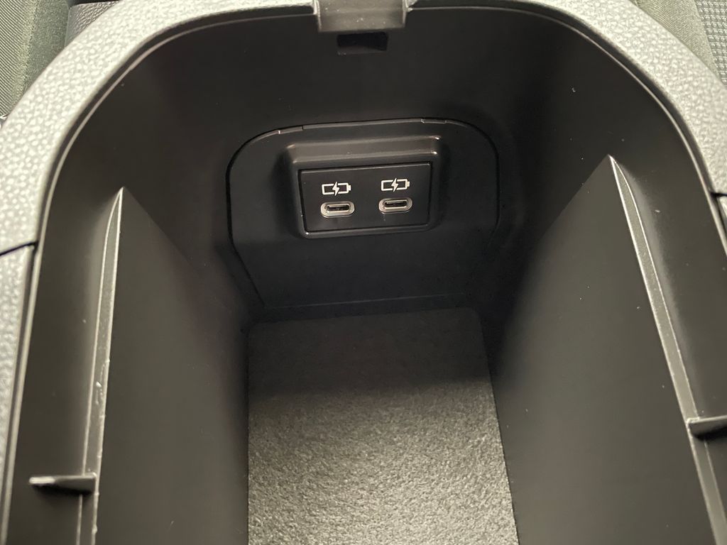 Thumbnail: 2022 Toyota RAV4 - 29