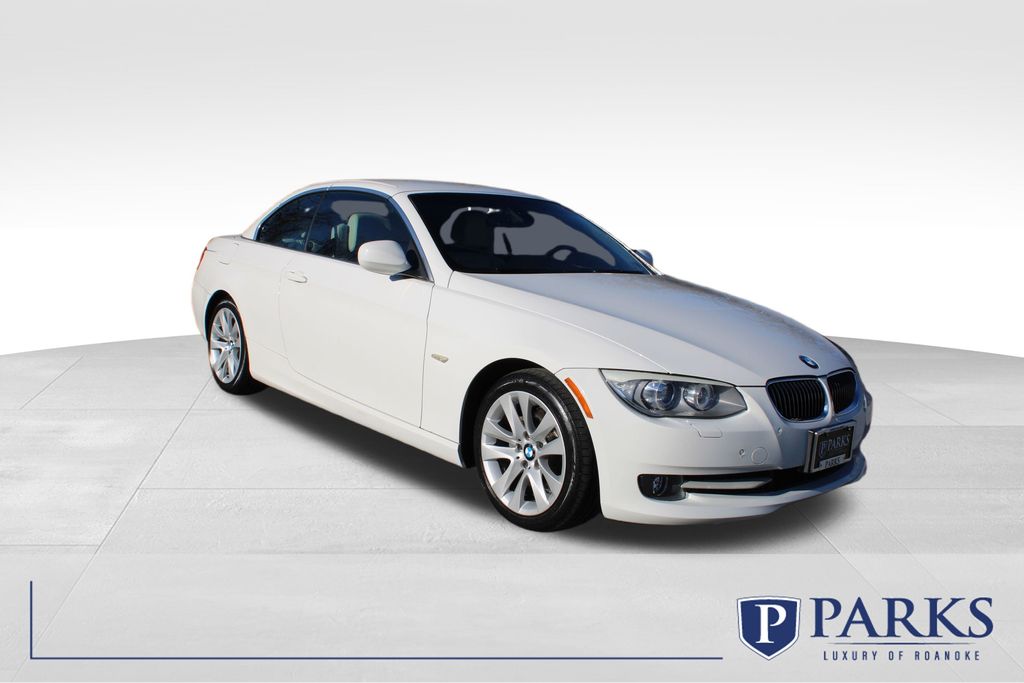 2013 BMW 3 Series 328i Convertible RWD