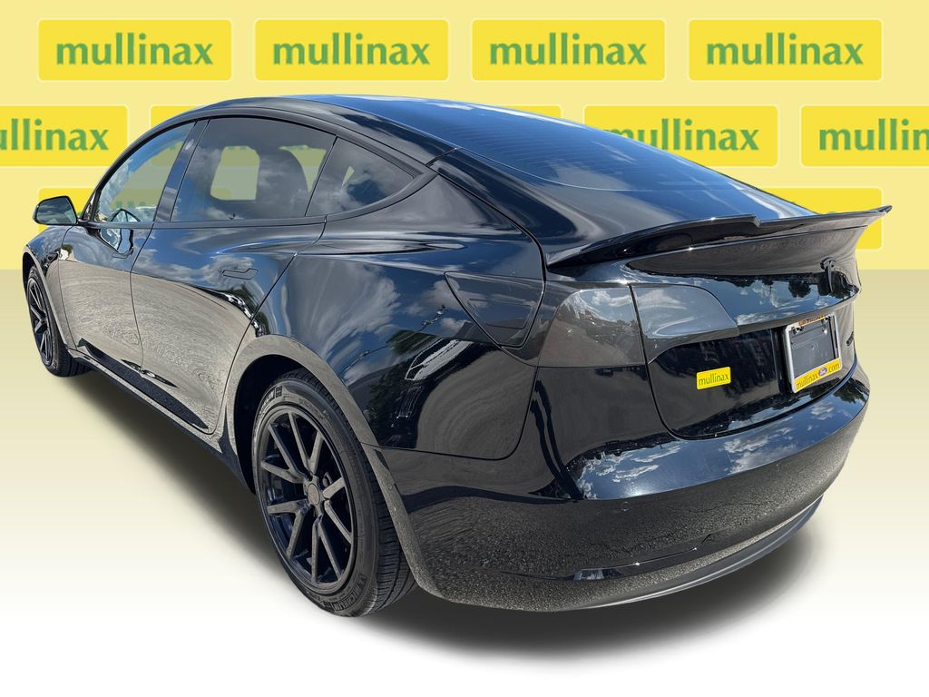 Used 2022  Tesla Long Range image 8
