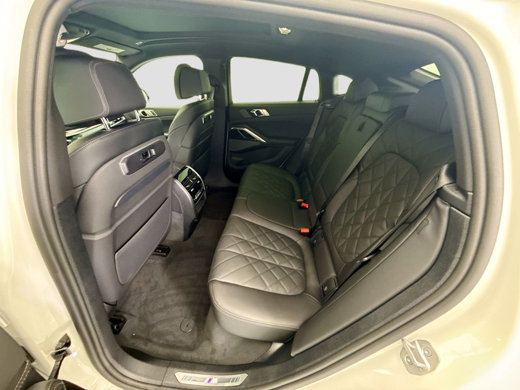 Thumbnail: 2026 BMW X6 - 20