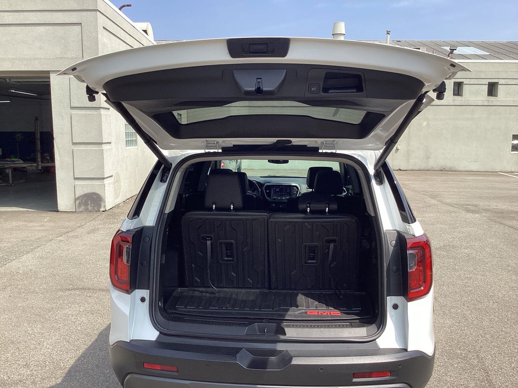 Used 2023 GMC Acadia SUV