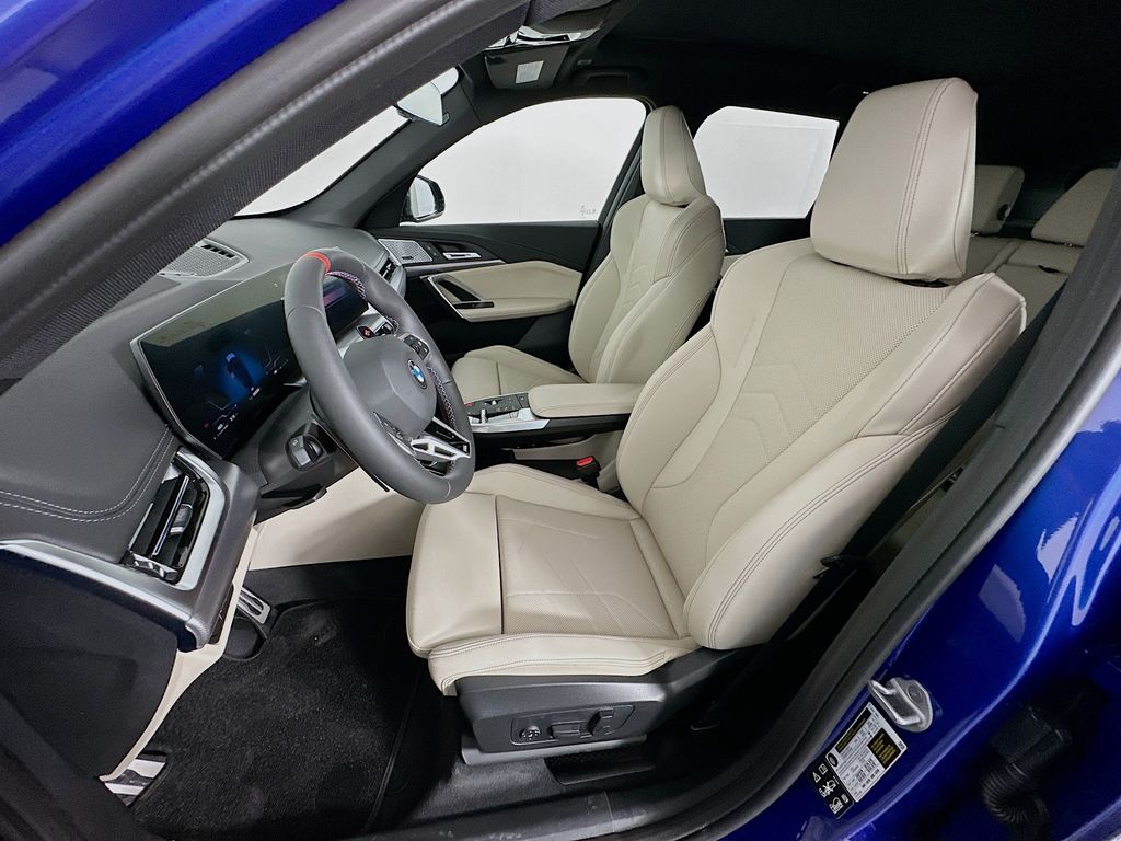 Thumbnail: 2025 BMW X1 - 16