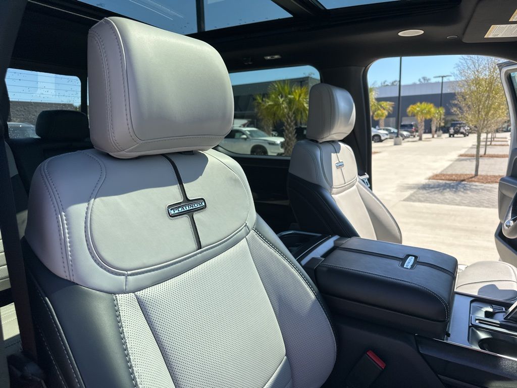 2024 Avalanche Ford F-150 Lightning Platinum AWD Truck