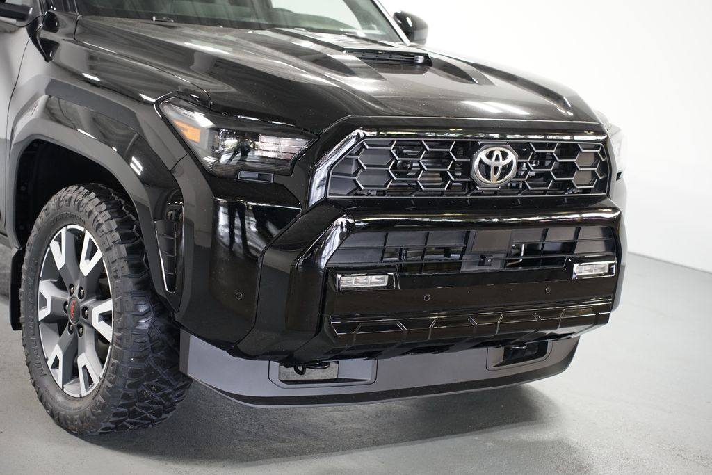Thumbnail: 2025 Toyota 4Runner - 4