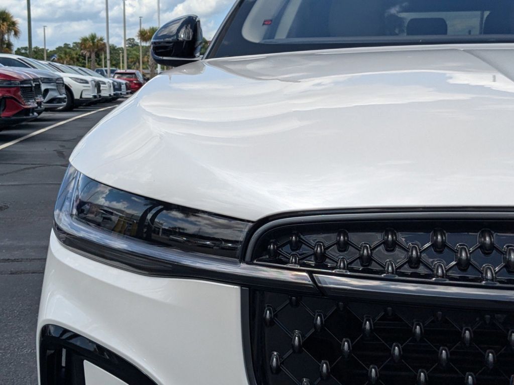 2025 Lincoln Nautilus Hybrid Premiere