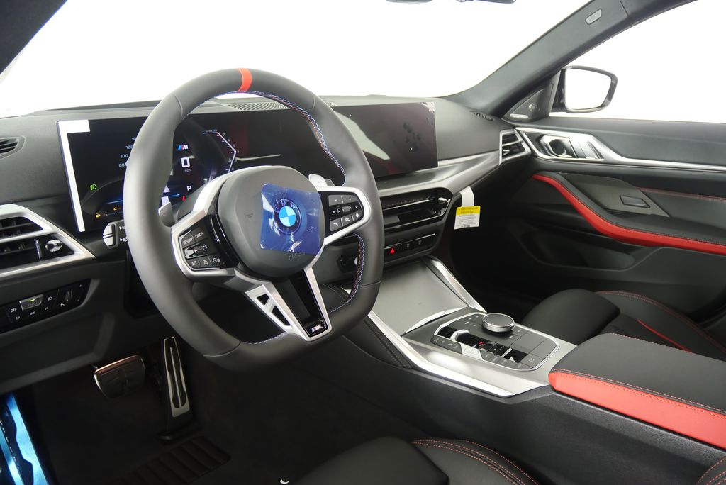 Thumbnail: 2025 BMW 4 Series - 13