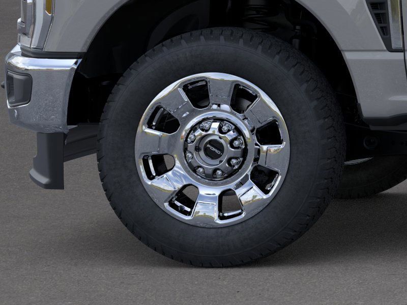 New 2025 White Ford Lariat image 19