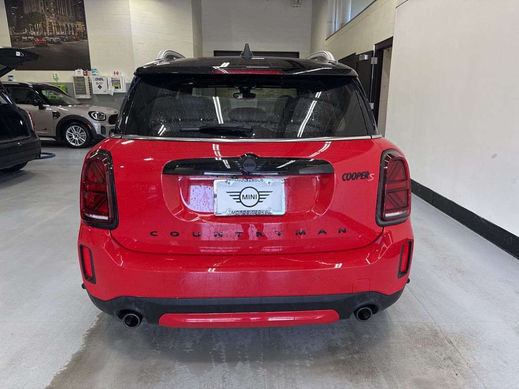2022 MINI Cooper Countryman Signature 4