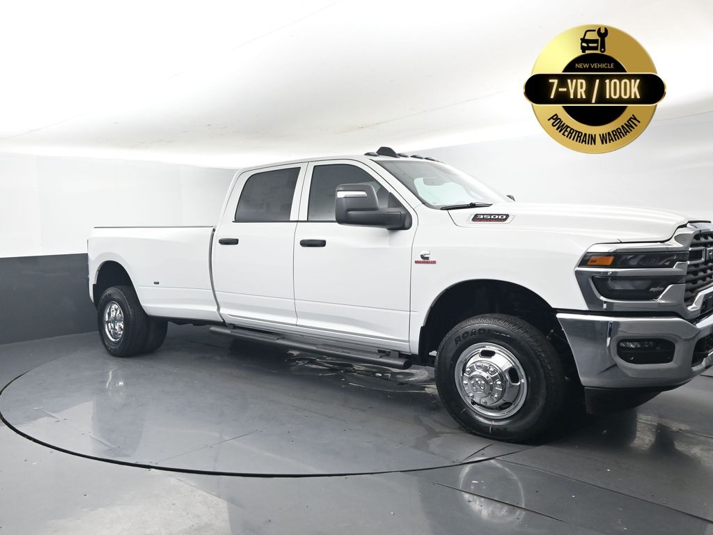 2026 RAM 3500 Tradesman Crew Cab LB DRW 4WD