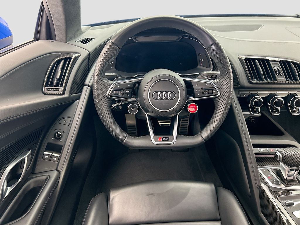 Thumbnail: 2021 Audi R8 - 10