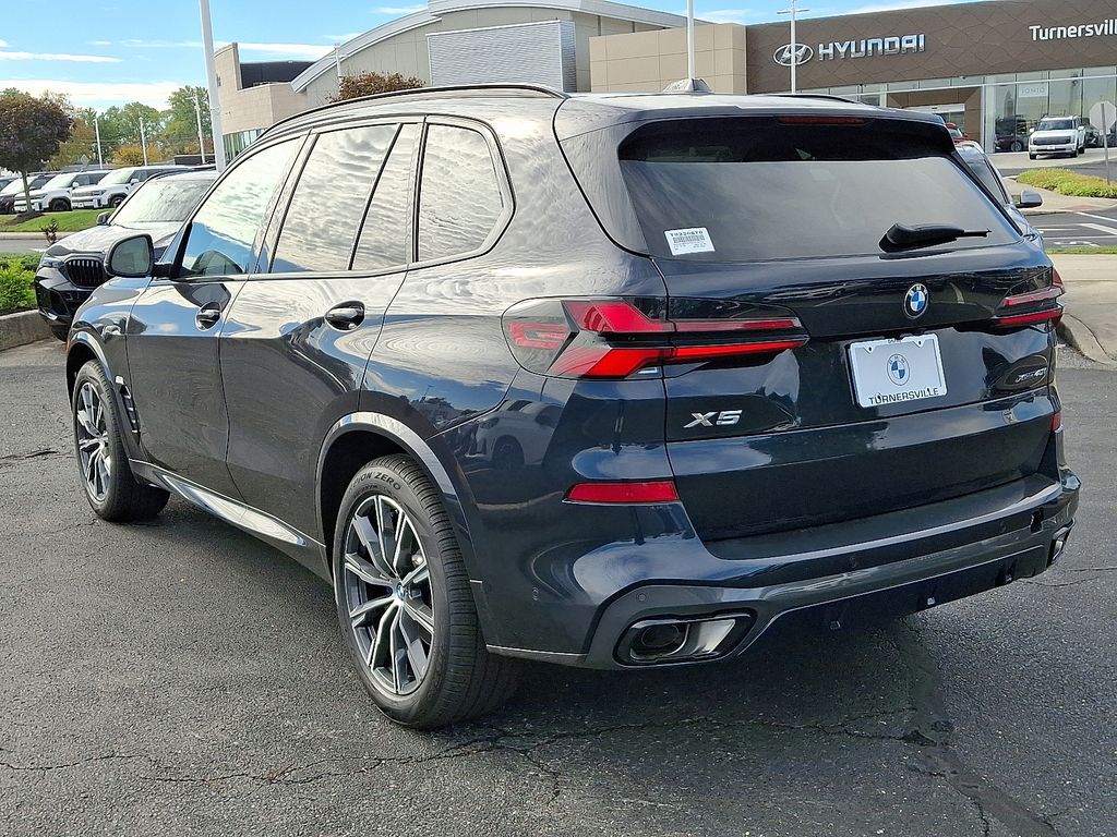 Thumbnail: 2026 BMW X5 - 3