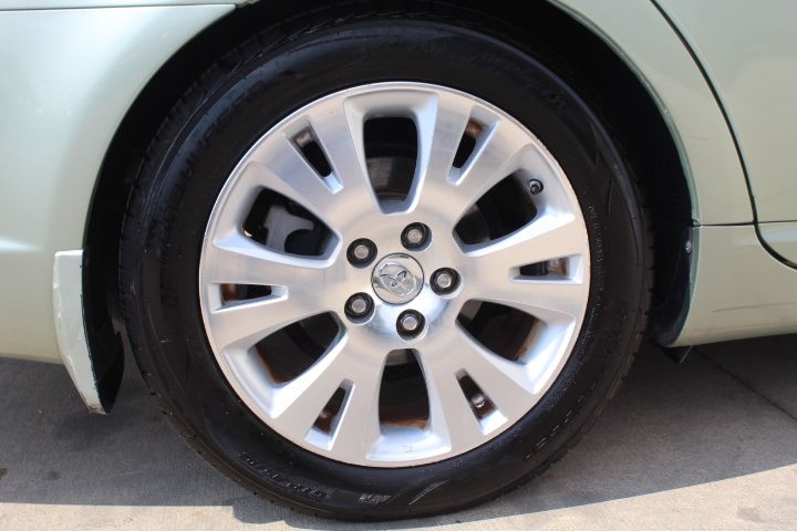 Used Car 2009 Toyota Avalon  For Sale In Georgetown, Texas