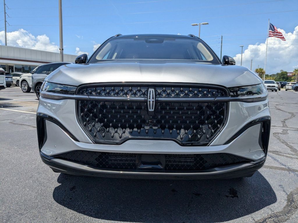 2025 Lincoln Nautilus Reserve