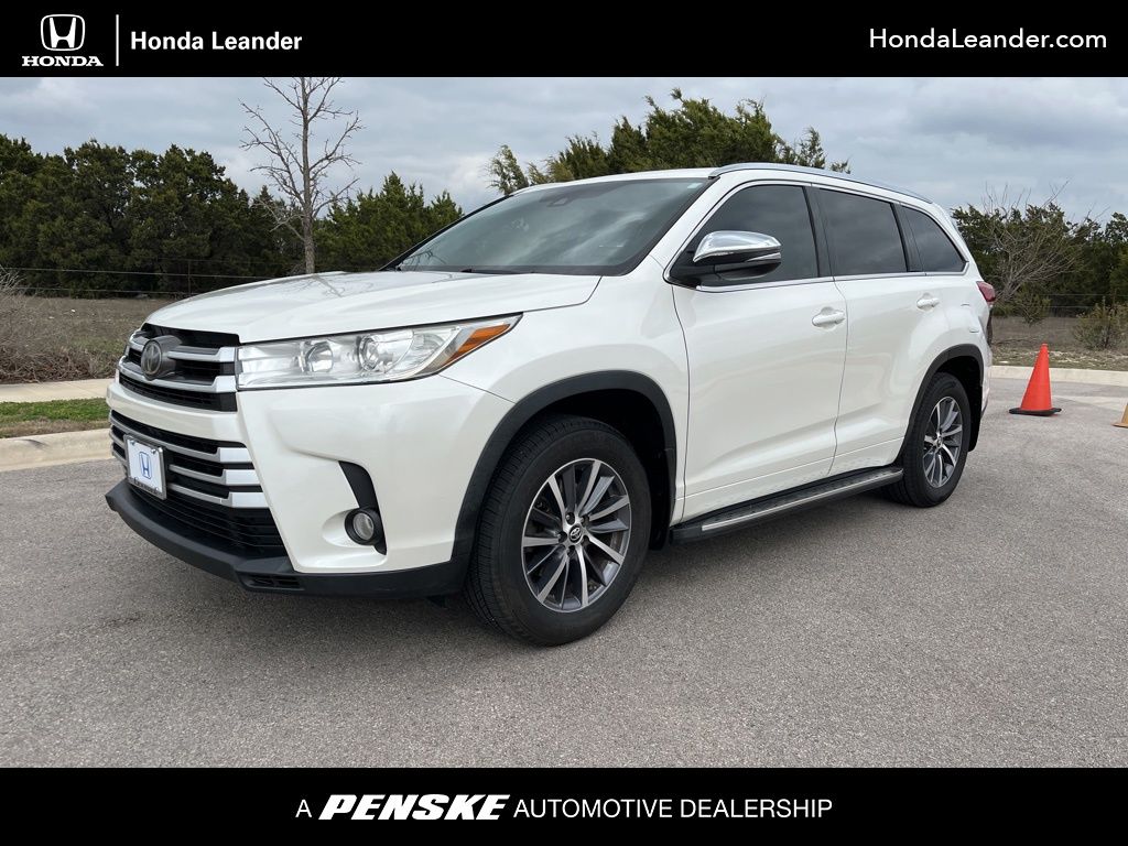 2017 Toyota Highlander XLE -
                Leander, TX