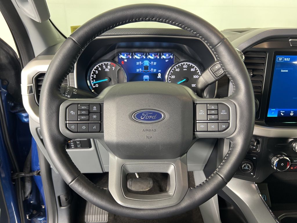 Used 2022 Blue Ford XLT image 16
