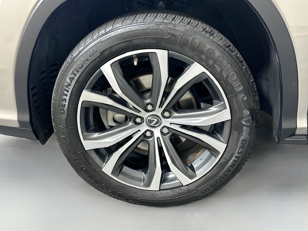 Thumbnail: 2019 Lexus RX - 31