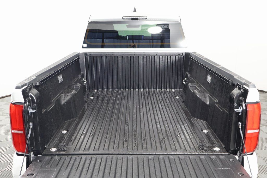 2025 Toyota Tacoma TRD Sport 8