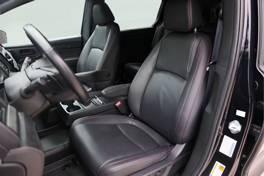 Used Car 2023 Honda Odyssey  Sport For Sale Under $35,000 In Austin, Texas