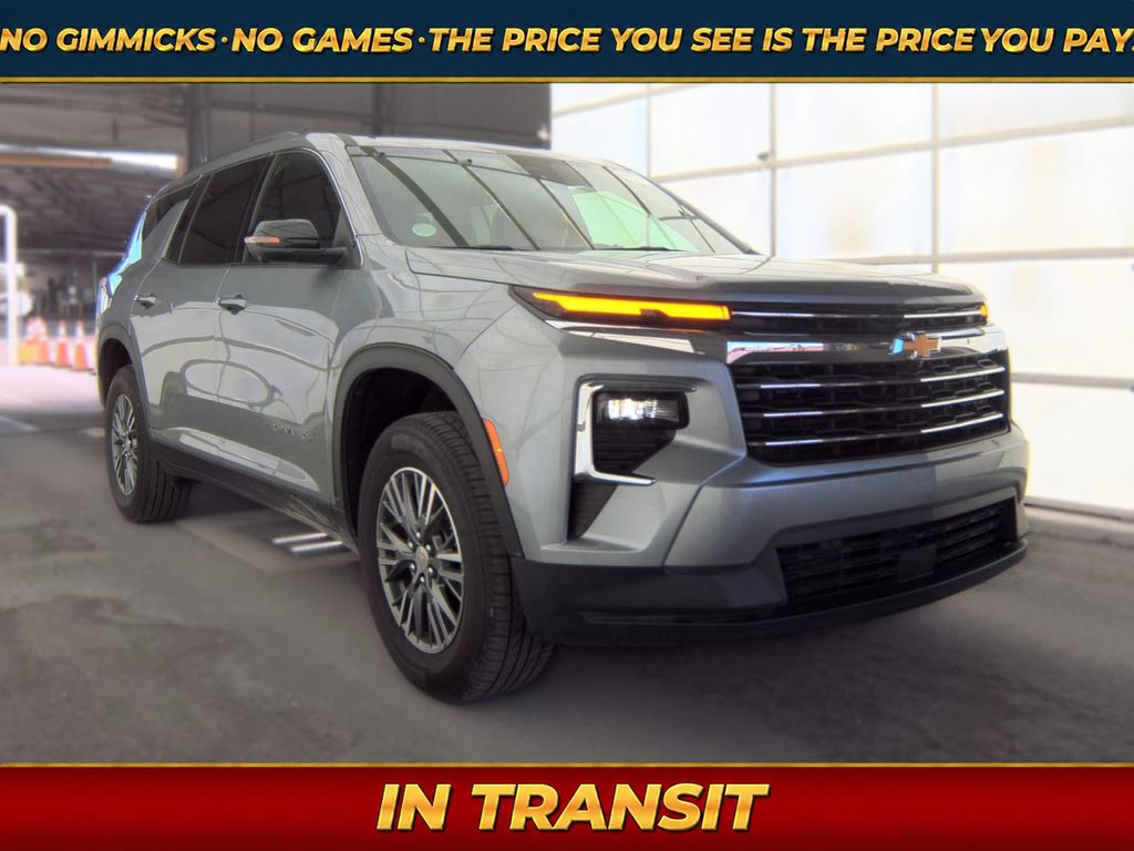 Sterling Gray Metallic 2024 Chevrolet Traverse SUV / Crossover Front-Wheel Drive 8-Speed Automatic