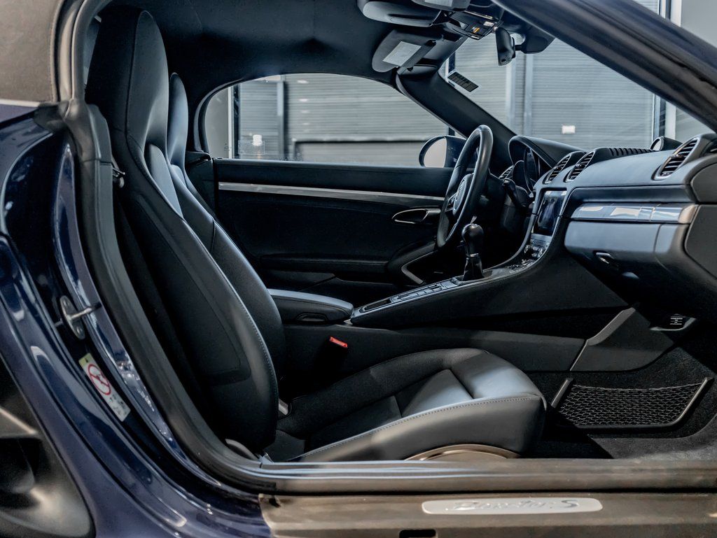 Certified Used 2024  Porsche S image 24