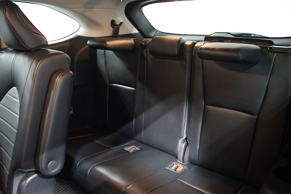 2022 Toyota Highlander XLE 30