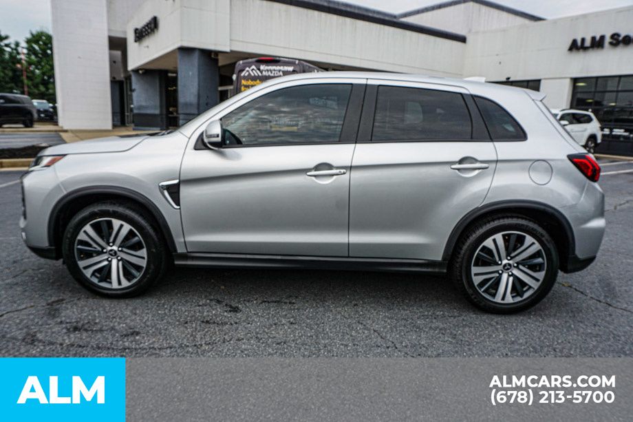 Used 2024 Black Mitsubishi 2.0 SE image 6