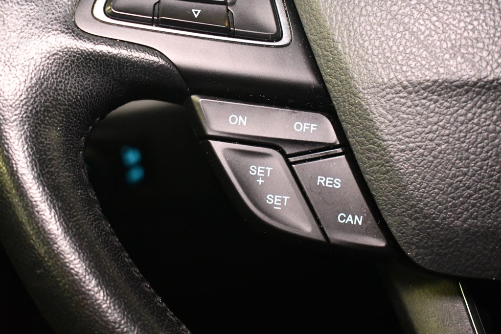 Thumbnail: 2018 Ford EcoSport - 22