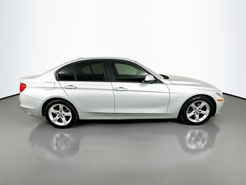 Thumbnail: 2014 BMW 3 Series - 4