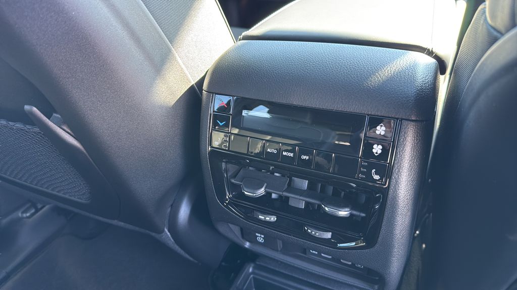 2026 Jeep Grand Cherokee L